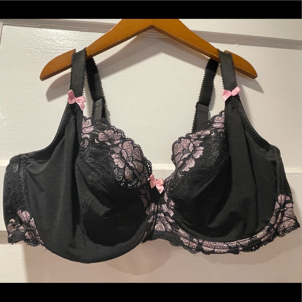 Black and Pink lace bra by Adore Me. Size 42D.